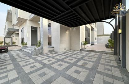 Villa - 5 - 7 for sale in Al Zaheya Gardens - Al Zahya - Ajman