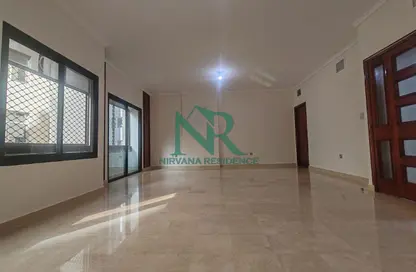 شقة - 4 غرف نوم - 4 حمامات للايجار في شارع الكورنيش - أبوظبي