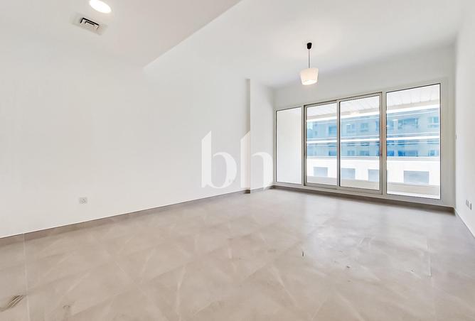 Exclusive | Marina View | Mid Floor | Upgraded