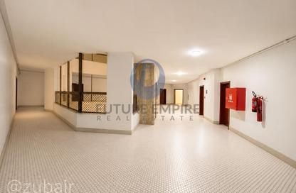 Apartment - 4 Bedrooms - 3 Bathrooms for rent in Zabeel Building - Al Karama - Dubai