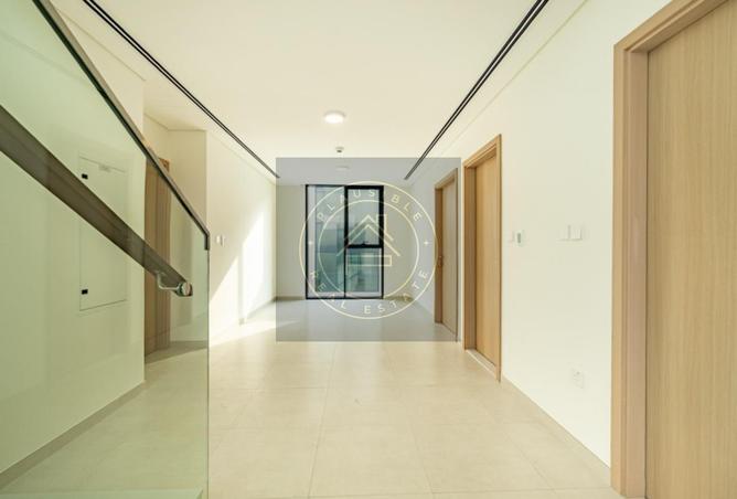 71123705 - Property Image 3