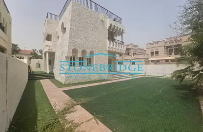 Villa - 5 Bedrooms - 6 Bathrooms for rent in Jumeirah 1 Villas - Jumeirah 1 - Jumeirah - Dubai Villa - 5 Bedrooms - 6 Bathrooms for rent in Jumeirah 1 Villas - Jumeirah 1 - Jumeirah - Dubai