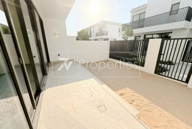 3-bed townhouse in Lillia · Brand new — photo 3