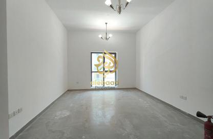 Apartment - Studio - 1 Bathroom for rent in Le Bistrot - International City Phase 2 - Al Warsan 4 - Al Warsan - Dubai Apartment - Studio - 1 Bathroom for rent in Le Bistrot - International City Phase 2 - Al Warsan 4 - Al Warsan - Dubai