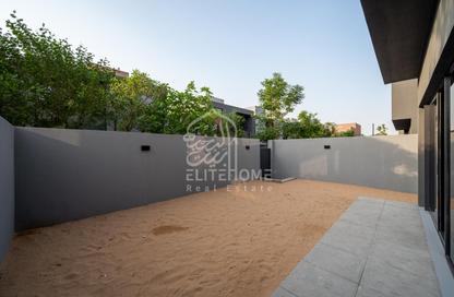Townhouse - 3 - 4 for sale in Robinia - Masaar - Tilal City - Sharjah