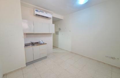 Apartment - Studio - 1 Bathroom for rent in Fire Station Road - Muwaileh - Sharjah