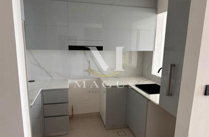 Apartment - 1 Bedroom - 2 Bathrooms for rent in Binghatti Creek - Al Jaddaf - Dubai Apartment - 1 Bedroom - 2 Bathrooms for rent in Binghatti Creek - Al Jaddaf - Dubai