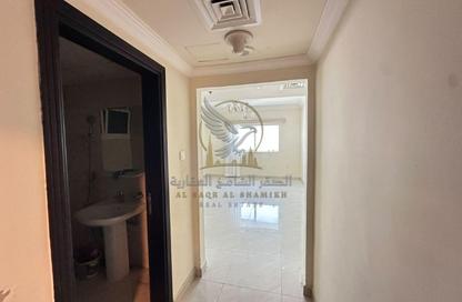 Apartment - 1 - 2 for rent in Burj Al Majaz Tower - Al Majaz 2 - Al Majaz - Sharjah