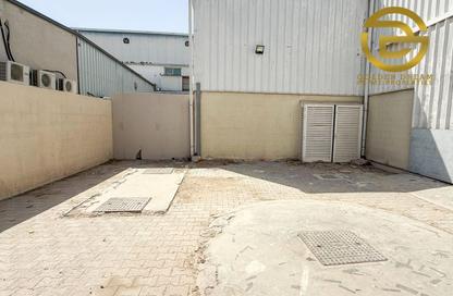 Warehouse - Studio - 2 Bathrooms for rent in Al Quoz Industrial Area 4 - Al Quoz Industrial Area - Al Quoz - Dubai