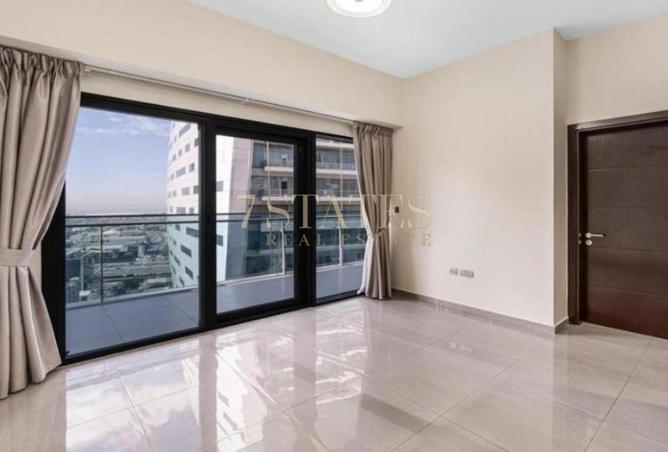 70290796 - صورة العقار 2