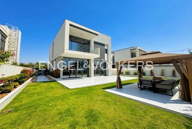 property-image