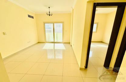 Apartment - 2 Bedrooms - 2 Bathrooms for rent in Muwaileh 29 Building - Muwaileh - Sharjah