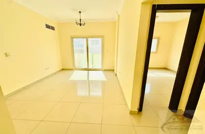 شقة - 2 غرف نوم - 2 حمامات للايجار في بناية مويليح 29 - مويلح - الشارقة