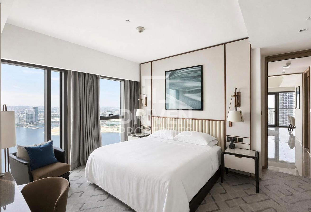 Good Price | High Floor | Stunning Water View photo 6