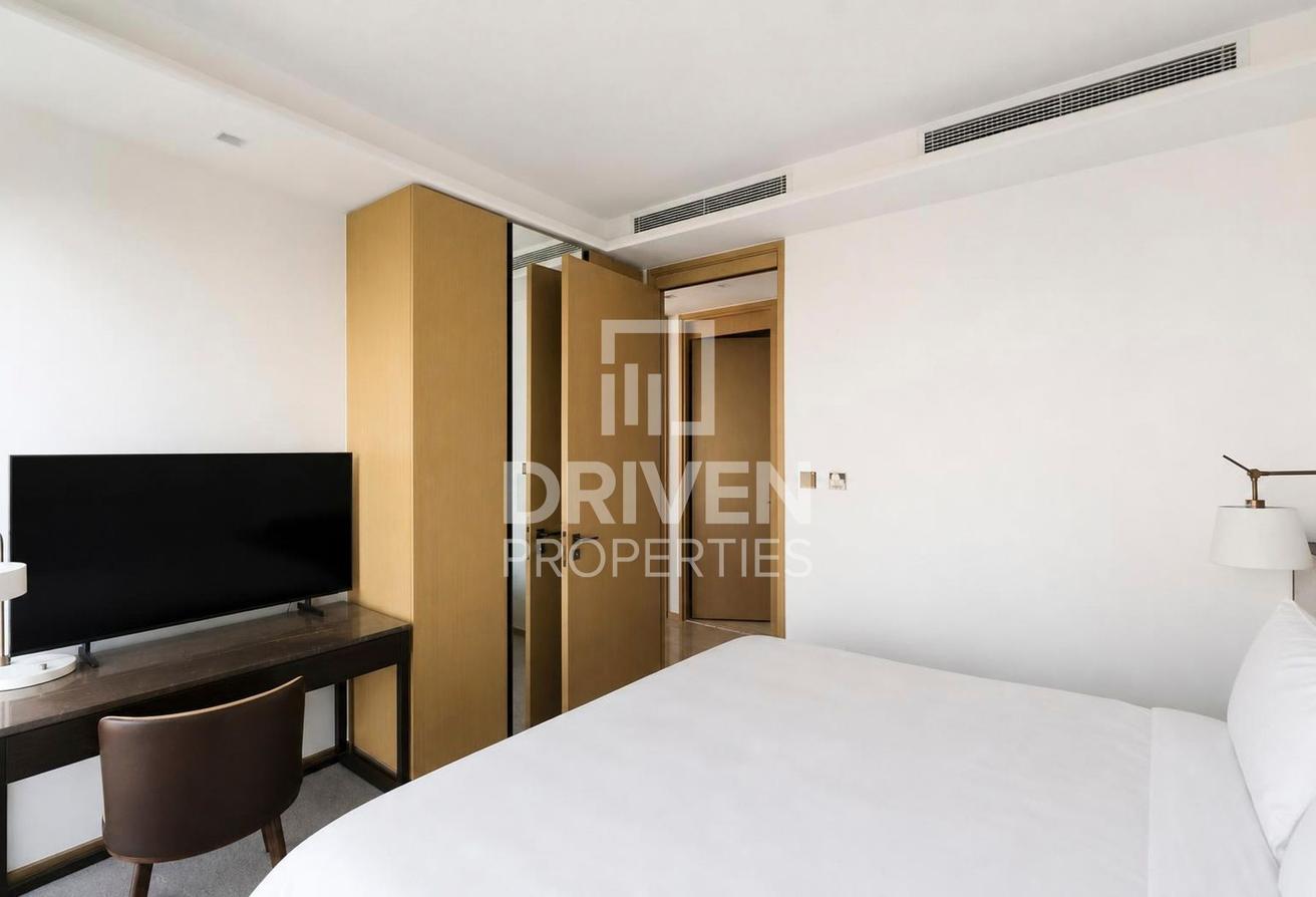 Good Price | High Floor | Stunning Water View photo 10