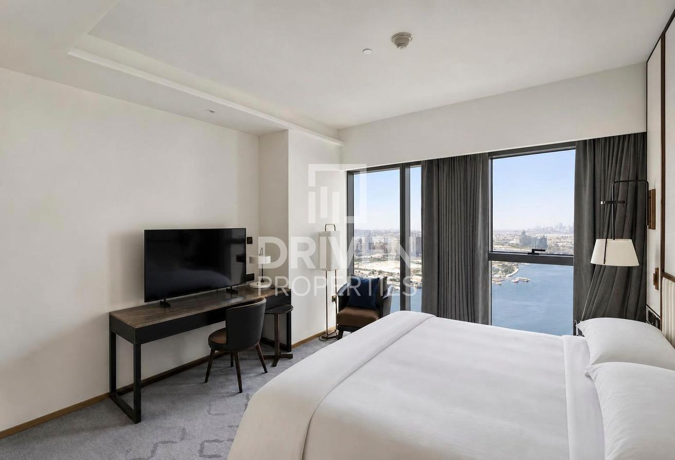 Good Price | High Floor | Stunning Water View photo 7