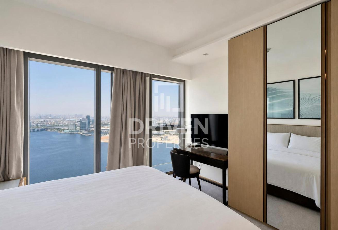 Good Price | High Floor | Stunning Water View photo 4