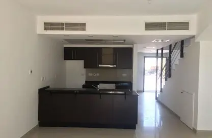 فيلا - 2 غرف نوم - 3 حمامات للايجار في طراز معاصر - فيلات الريف - الريف - أبوظبي