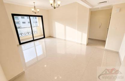 Apartment - 1 Bedroom - 2 Bathrooms for rent in Muwaileh 29 Building - Muwaileh - Sharjah