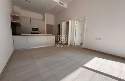 شقة - غرفة نوم - 2 حمامات للايجار في هارينجتون هاوس - منطقة 14 - قرية جميرا الدائرية - دبي