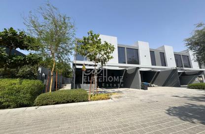 Townhouse - 4 - 5 for rent in Saro - Masaar - Tilal City - Sharjah