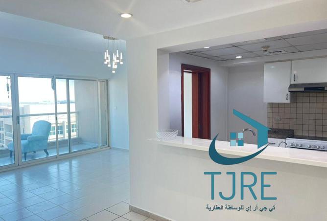 67428425 - Property Image 2