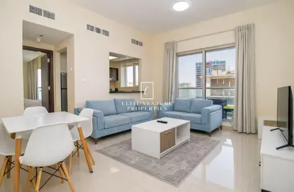 شقة - غرفة نوم - 2 حمامات للبيع في مرتفعات الصقر - مدينة دبي الرياضية - دبي