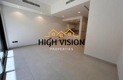 Townhouse - 3 Bedrooms - 4 Bathrooms for sale in Aldhay at Bloom Gardens - Bloom Gardens - Al Salam Street - Abu Dhabi Townhouse - 3 Bedrooms - 4 Bathrooms for sale in Aldhay at Bloom Gardens - Bloom Gardens - Al Salam Street - Abu Dhabi