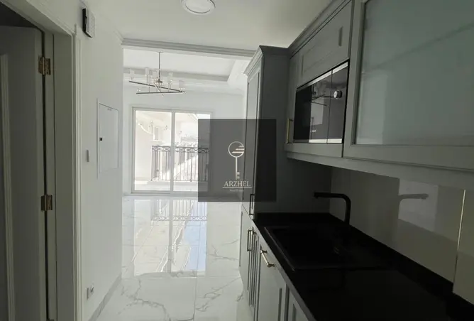 156037593 - Property Image 3