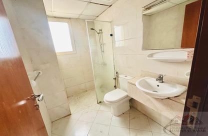 Apartment - 1 Bedroom - 2 Bathrooms for rent in Muwaileh 29 Building - Muwaileh - Sharjah