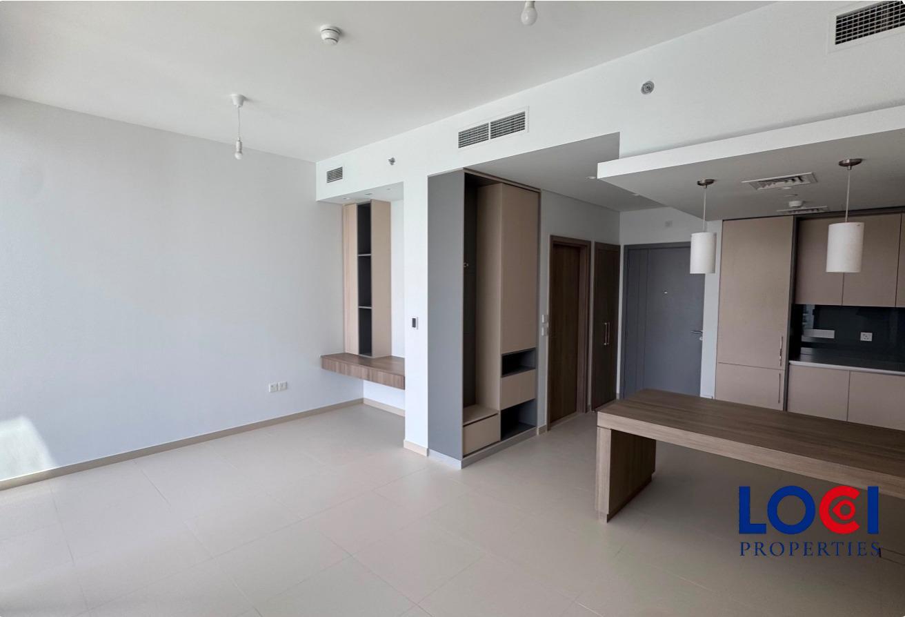 BRAND NEW | SPACIOUS LAYOUT | AMAZING AMENITIES photo 5