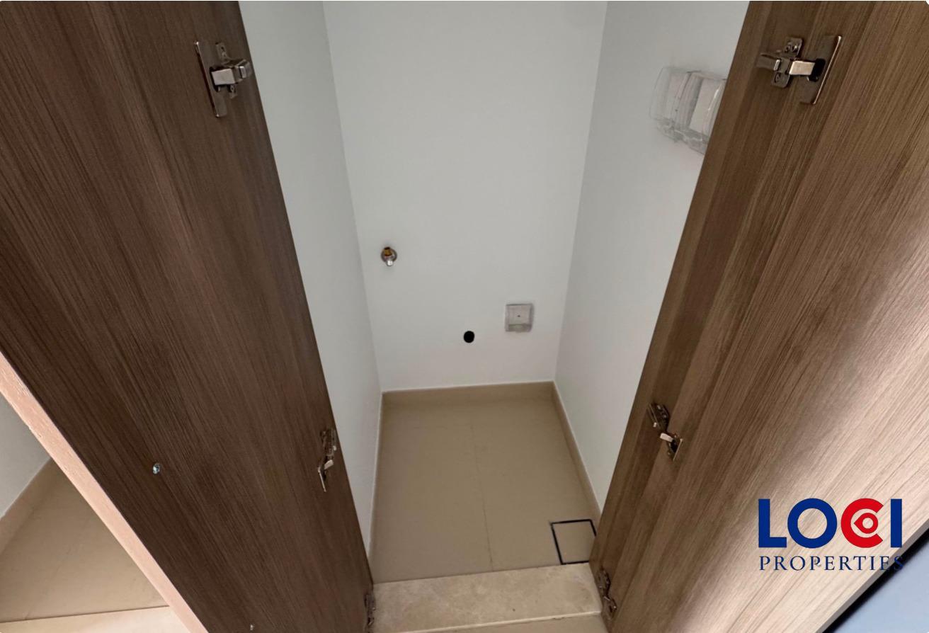 BRAND NEW | SPACIOUS LAYOUT | AMAZING AMENITIES photo 11