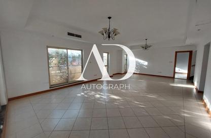 Villa - 4 Bedrooms - 4 Bathrooms for rent in Jumeirah 2 Villas - Jumeirah 2 - Jumeirah - Dubai