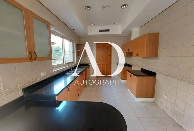105121271 - Property Image 3