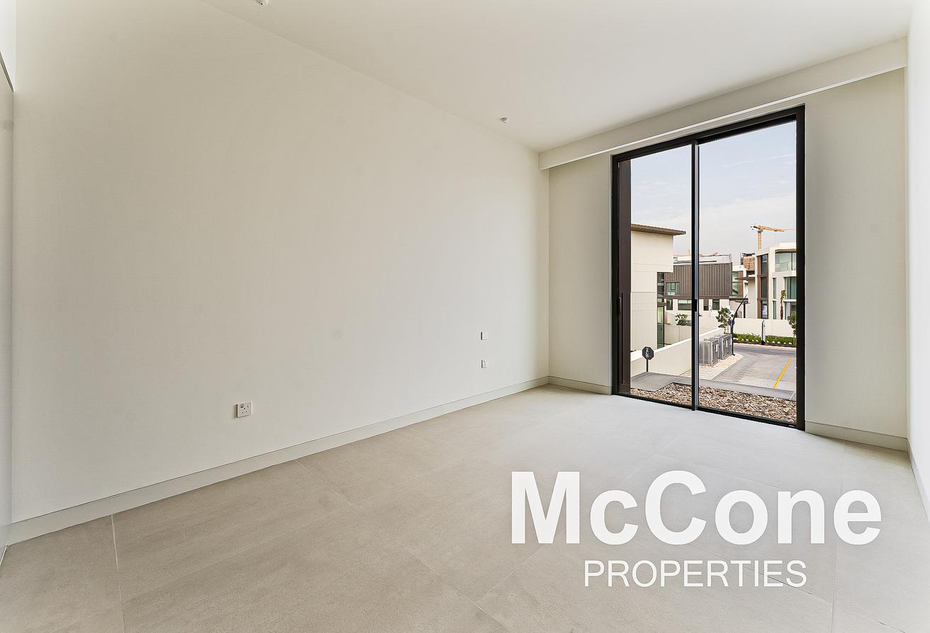 Modern | Brand New | Spacious Layout photo 15