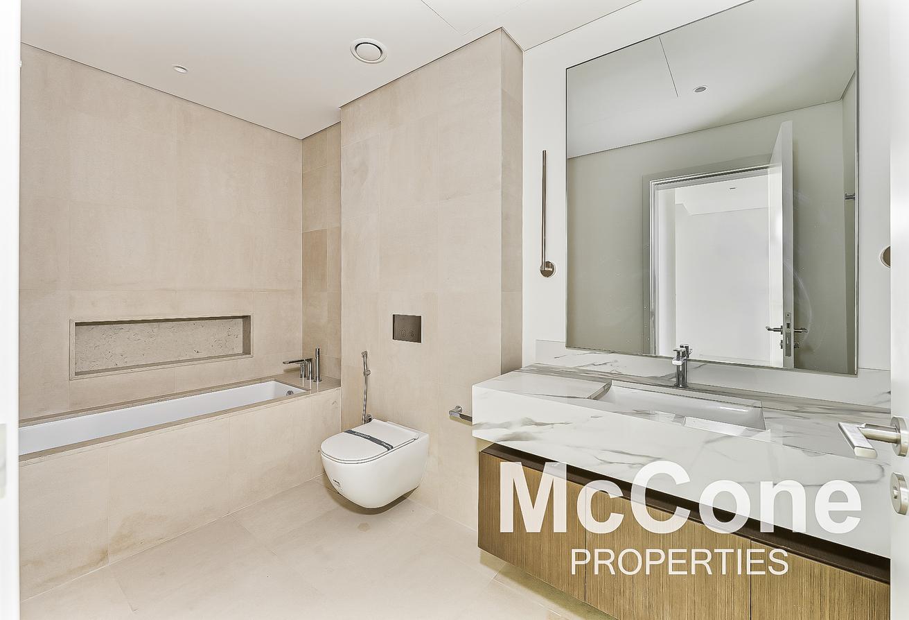 Modern | Brand New | Spacious Layout photo 19