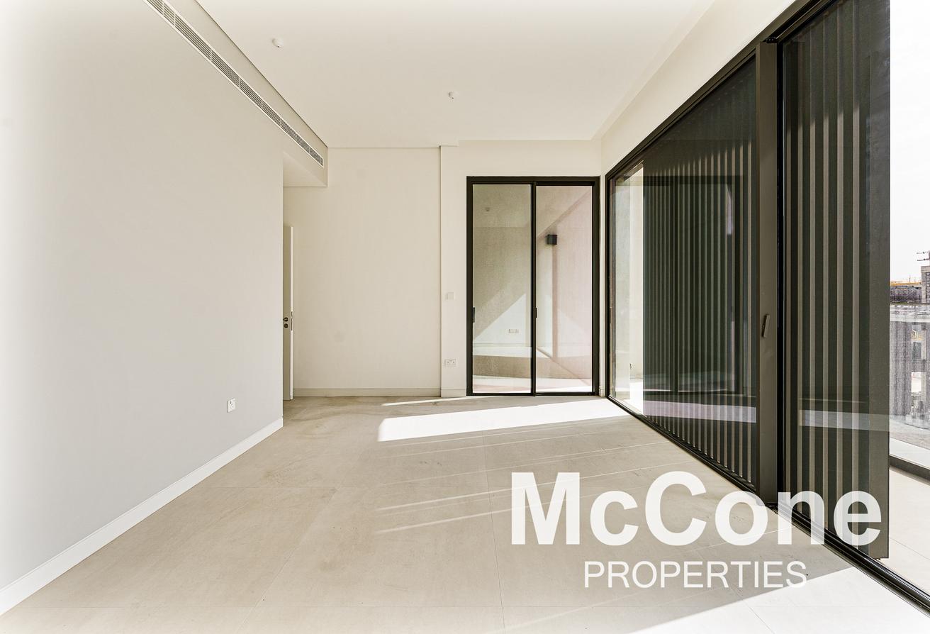 Modern | Brand New | Spacious Layout photo 8
