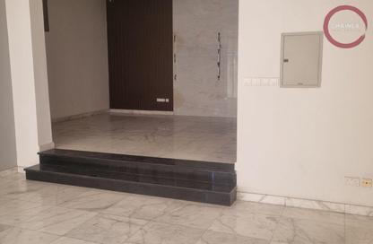 Office Space - Studio - 1 Bathroom for rent in Umm Al Sheif Commercial Building - Umm Al Sheif - Dubai Office Space - Studio - 1 Bathroom for rent in Umm Al Sheif Commercial Building - Umm Al Sheif - Dubai