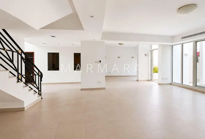 165630859 - Property Image 2