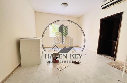Apartment - Studio - 1 for rent in Fire Station Road - Muwaileh - Sharjah