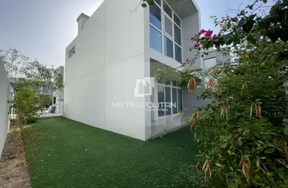 تاون هاوس - 3 غرف نوم - 3 حمامات للبيع في فلل اكنان - فاردون - داماك هيلز 2 - دبي