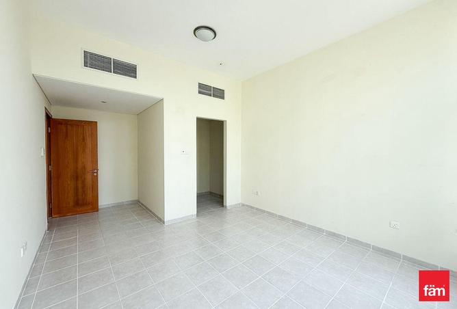 84078176 - Property Image 3