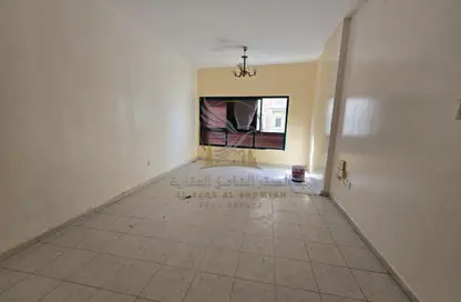 Apartment - 1 Bedroom - 1 Bathroom for rent in Al Qulaya'ah - Al Sharq - Sharjah