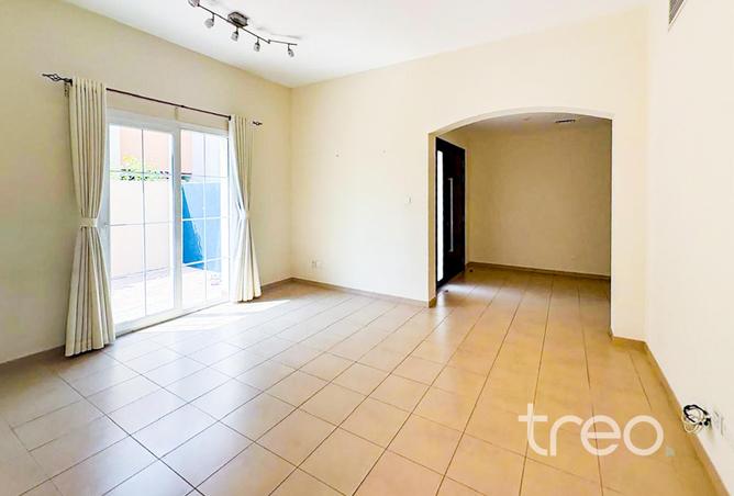 113700741 - Property Image 3