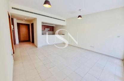 Apartment - 1 Bedroom - 1 Bathroom for rent in Al Dhafra 4 - Al Dhafra - Greens - Dubai