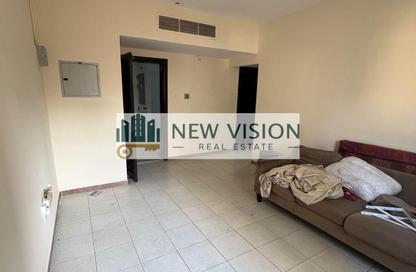 Apartment - 1 - 1 for rent in Al Nabaa Building - Al Naba'ah - Al Sharq - Sharjah