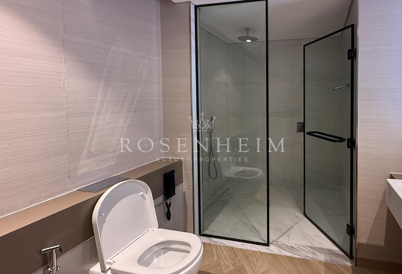 Modern Comfort | Prime Location | High Floor photo 15