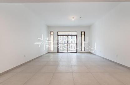 Apartment - 1 Bedroom - 1 Bathroom for sale in Lamtara 2 - Madinat Jumeirah Living - Umm Suqeim - Dubai