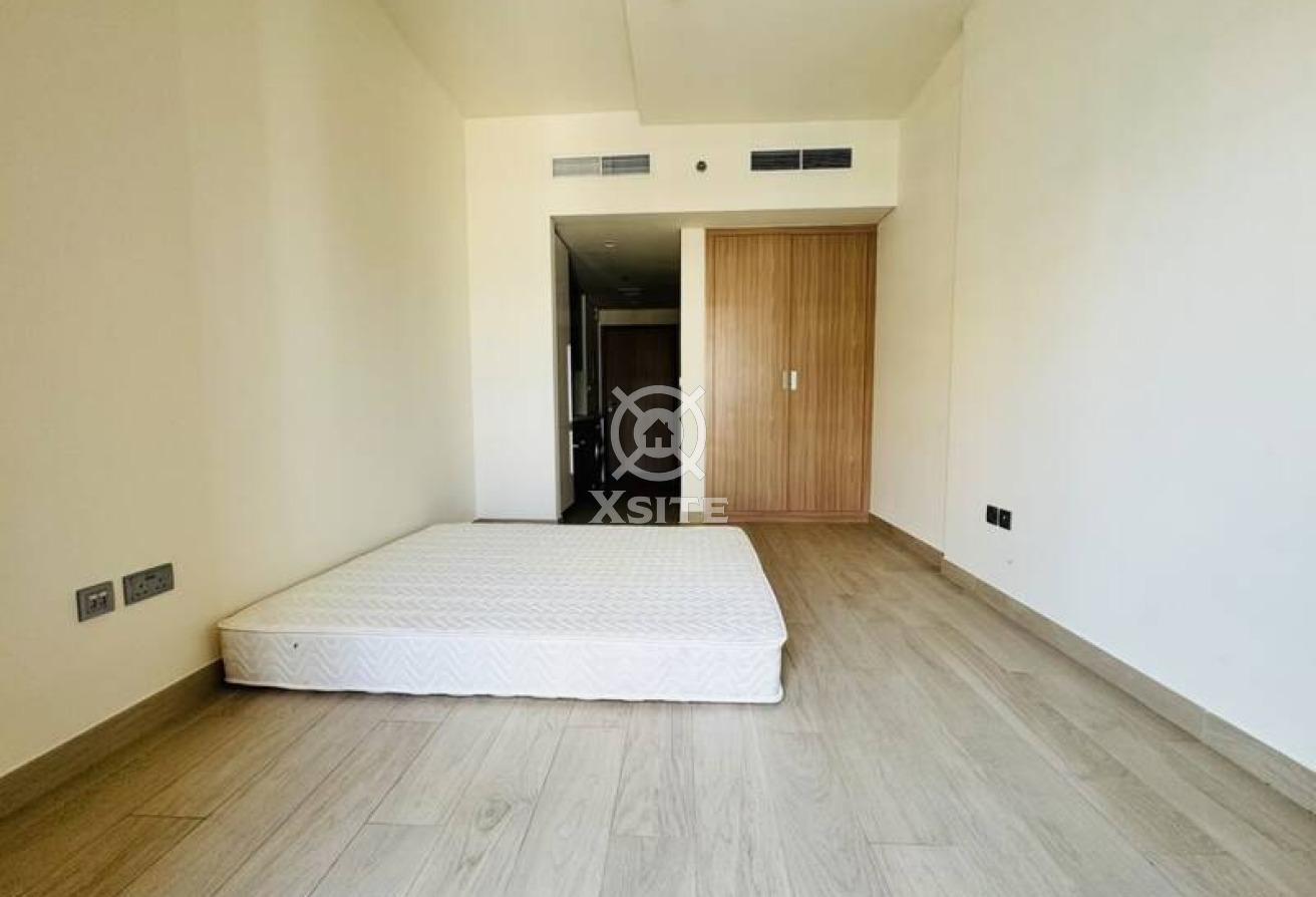 Partial Lagoon View |Cozy Studio|Vacant Unit photo 3