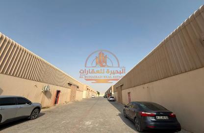 Warehouse - Studio - 2 for rent in Al Sajaa S - Al Sajaa - Sharjah
